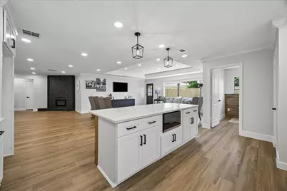 1827 Millwood Drive, Houston, TX 77008 - Photo 9