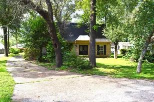 314 Tara Park, Conroe, TX 77302 - Photo 3
