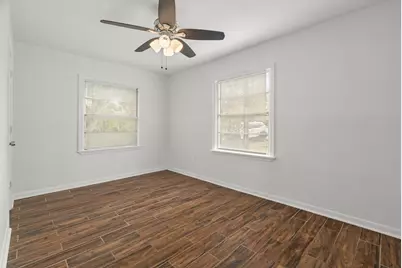 729 E 41st Street, Houston, TX 77022 - Photo 13