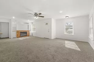 729 E 41st St, Houston, TX 77022 - Photo 5