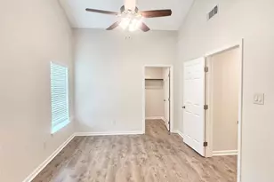 420 Winding Way St, Lake Jackson, TX 77566 - Photo 9