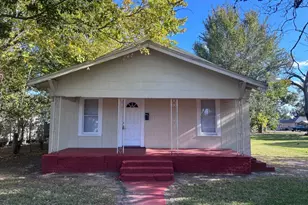 1710 W 15th St, Port Arthur, TX 77640 - Photo 1