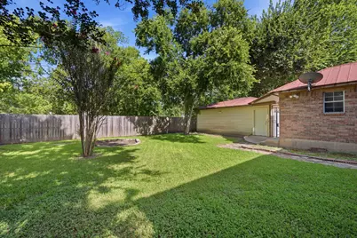 2527 S San Antonio Street, Pearland, TX 77581 - Photo 13