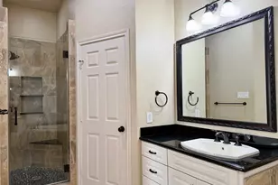 12010 Sundance Ct, Stafford, TX 77477 - Photo 13