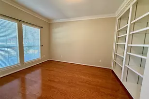 12010 Sundance Ct, Stafford, TX 77477 - Photo 3