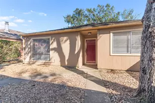 8915 Beau Monde Dr, Houston, TX 77099 - Photo 3