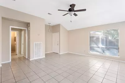 8915 Beau Monde Drive, Houston, TX 77099 - Photo 5