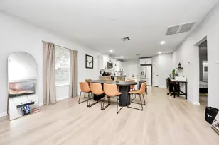 2811 Winbern St, Houston, TX 77004 - Photo 9