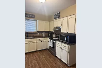 7018 Powderhorn Court, Corpus Christi, TX 78413 - Photo 3