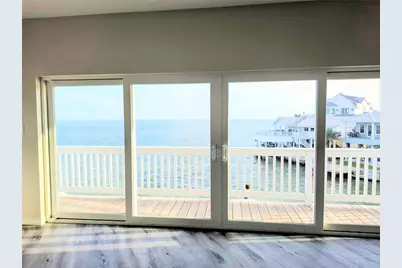 106 Quayside Drive, Tiki Island, TX 77554 - Photo 13