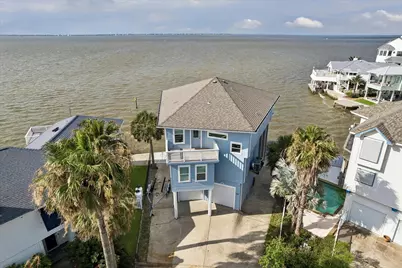106 Quayside Drive, Tiki Island, TX 77554 - Photo 31
