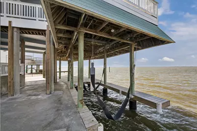 106 Quayside Drive, Tiki Island, TX 77554 - Photo 29