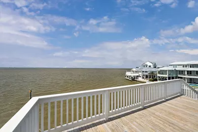 106 Quayside Drive, Tiki Island, TX 77554 - Photo 27
