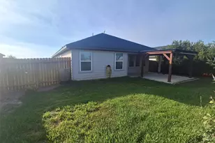 1279 Thornbird Trl, Sealy, TX 77474 - Photo 5