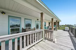 927 Magnolia Ln, Port Bolivar, TX 77650 - Photo 25