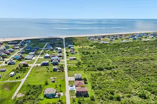 927 Magnolia Ln, Port Bolivar, TX 77650 - Photo 37