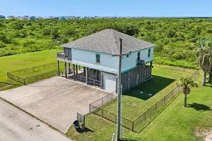 927 Magnolia Ln, Port Bolivar, TX 77650 - Photo 33