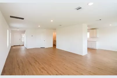 202 Alder Laurels Cove, Magnolia, TX 77354 - Photo 3