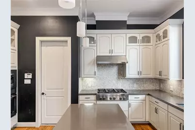 3711 Newhouse Street, Houston, TX 77019 - Photo 7