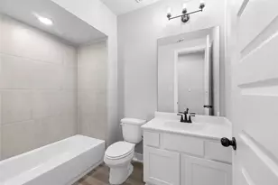 1239 Watermont Dr, Missouri City, TX 77459 - Photo 13