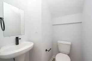 783 Fortune St, Houston, TX 77088 - Photo 17