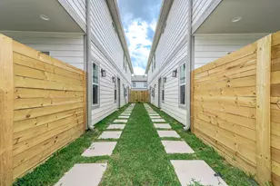 783 Fortune St, Houston, TX 77088 - Photo 31