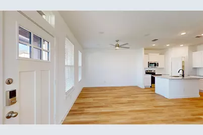 2920 Elle Drive, Grand Prairie, TX 75052 - Photo 9