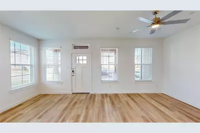 2920 Elle Drive, Grand Prairie, TX 75052 - Photo 19