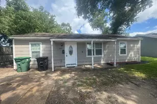 3109 Airport Blvd, Houston, TX 77051 - Photo 1