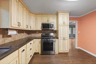 142 County Rd 450, Dayton, TX 77535 - Photo 7