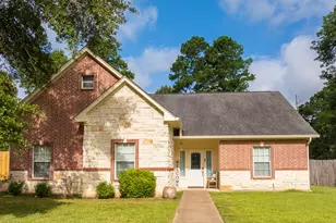 290 Austin Ln, Pollok, TX 75969 - Photo 1
