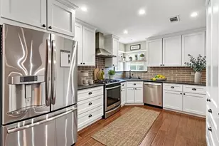 3804 September Dr, Baytown, TX 77521 - Photo 5