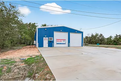 101 Orange, La Marque, TX 77568 - Photo 3