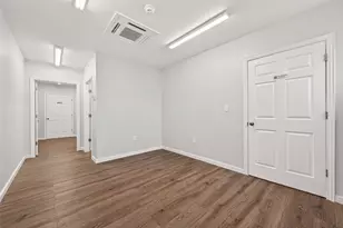 101 Orange, La Marque, TX 77568 - Photo 9