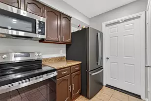 1327 Padstow Ln, Channelview, TX 77530 - Photo 13