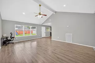 1327 Padstow Ln, Channelview, TX 77530 - Photo 9