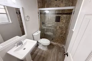 912 S 23rd St, Nederland, TX 77627 - Photo 13