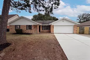 912 S 23rd St, Nederland, TX 77627 - Photo 1