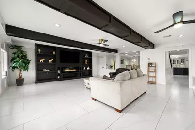 4615 W Walnut, Pearland, TX 77581 - Photo 7