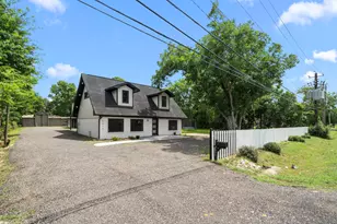 4615 W Walnut, Pearland, TX 77581 - Photo 5