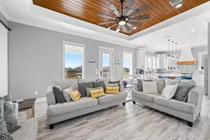 4413 Ranger Dr, Port Bolivar, TX 77650 - Photo 11