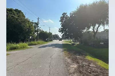 715 W Rittenhouse Road, Houston, TX 77091 - Photo 3