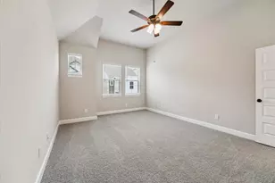 5617 Iris Harvest Dr, Houston, TX 77091 - Photo 5