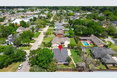 1426 Freedonia Drive, Houston, TX 77055 - Photo 33