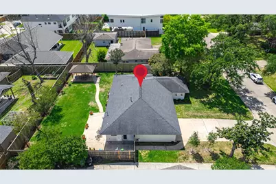 1426 Freedonia Drive, Houston, TX 77055 - Photo 35