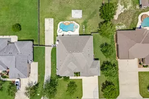 11219 Kings Point Blvd Blvd, Mont Belvieu, TX 77535 - Photo 43