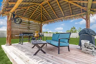 11219 Kings Point Blvd Blvd, Mont Belvieu, TX 77535 - Photo 29