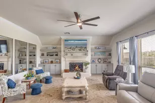 11219 Kings Point Blvd Blvd, Mont Belvieu, TX 77535 - Photo 17