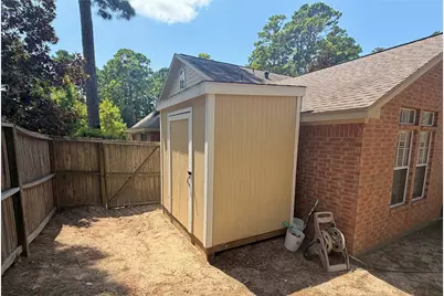 13934 Dolphin Drive, Willis, TX 77318 - Photo 27