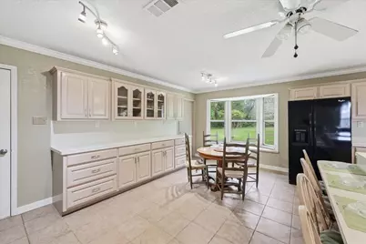 3010 Kelley Street, West Orange, TX 77630 - Photo 13